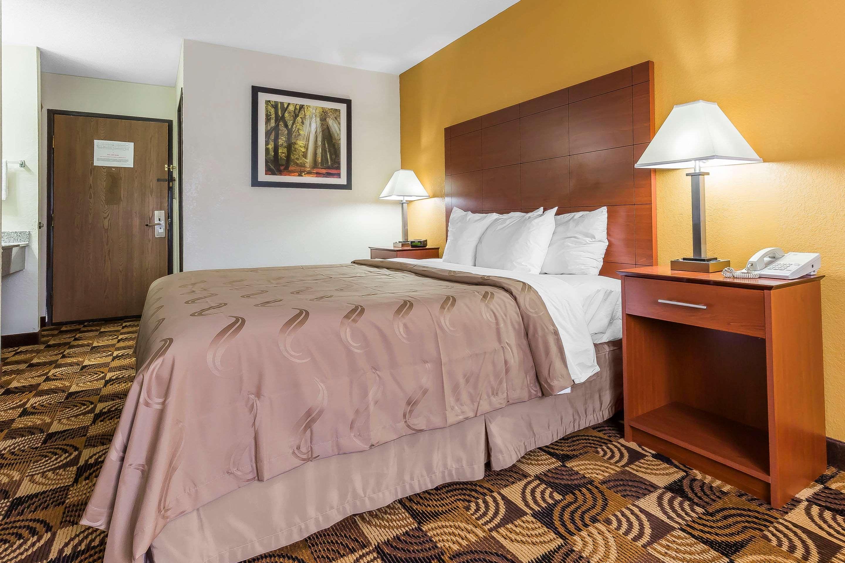 Quality Inn Sycamore - Dekalb Экстерьер фото