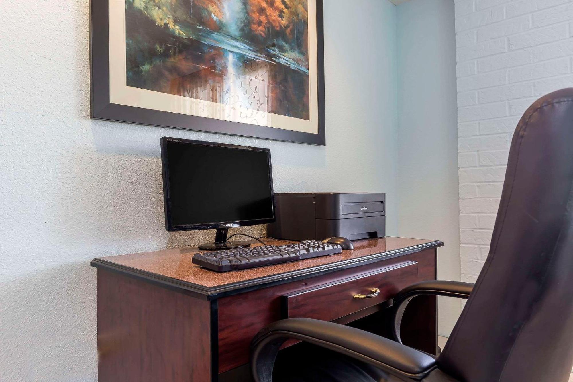 Quality Inn Sycamore - Dekalb Экстерьер фото